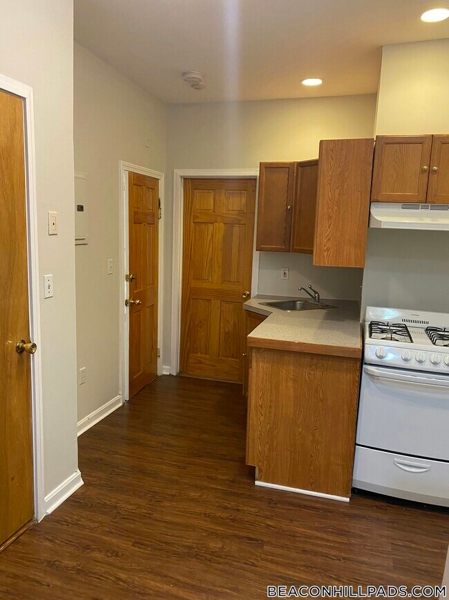 70 Joy St in Boston, MA - Building Photo - Building Photo