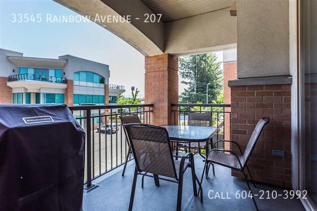 33545 Rainbow Ave in Abbotsford, BC - Building Photo - Building Photo