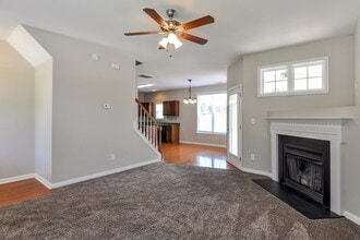 140 Marino Pl in Clayton, NC - Foto de edificio - Building Photo