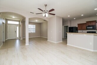 4516 Manica Dr in Tavares, FL - Building Photo - Building Photo