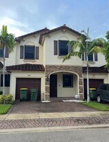 3405 SE 1st St in Homestead, FL - Building Photo
