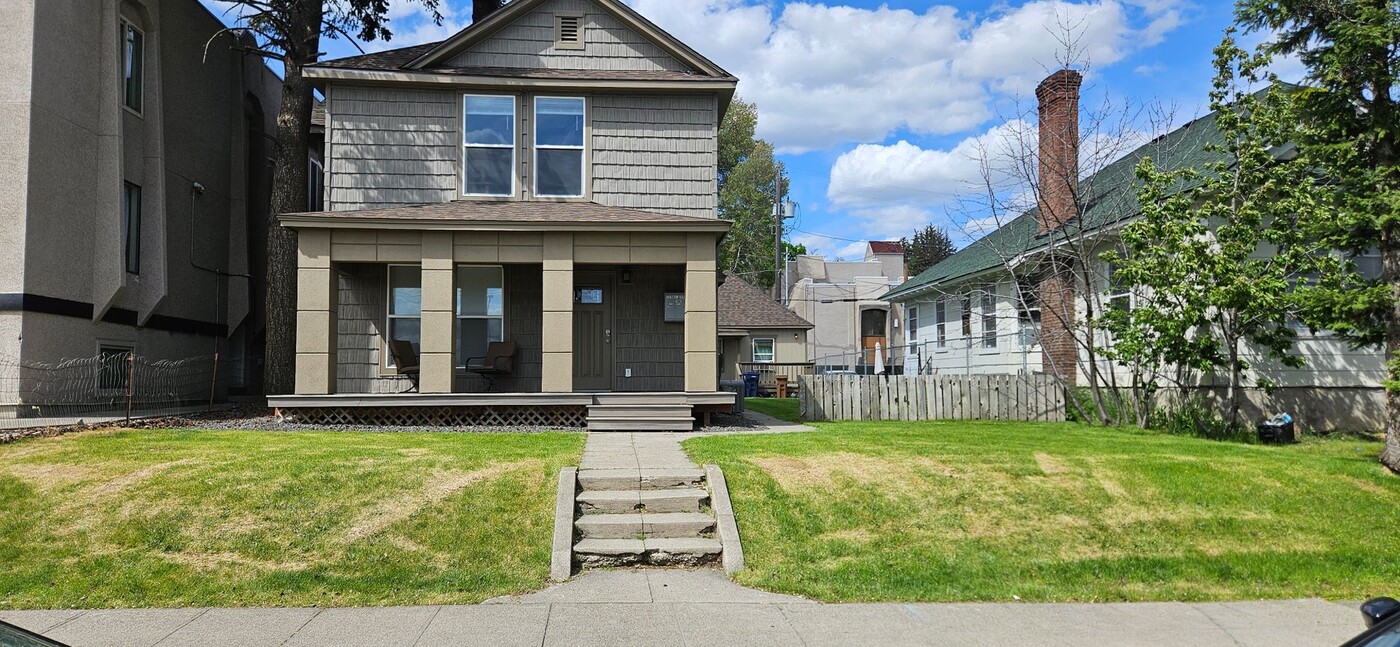 1314 W Mallon Ave in Spokane, WA - Foto de edificio