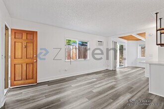 127 11th St in Santa Rosa, CA - Building Photo - Building Photo