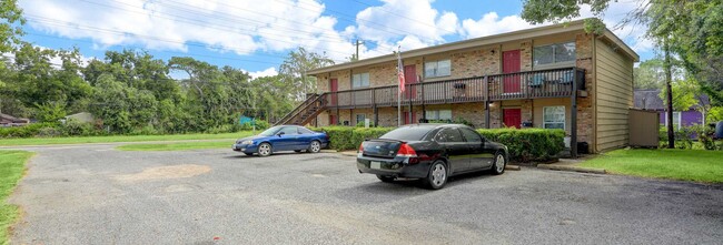 836 Howell Ave in La Marque, TX - Building Photo - Building Photo