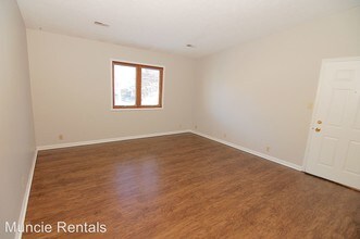 2015 W Godman Ave in Muncie, IN - Building Photo - Building Photo