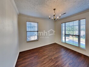 120 Rose Garden Ln in Goodlettsville, TN - Foto de edificio - Building Photo