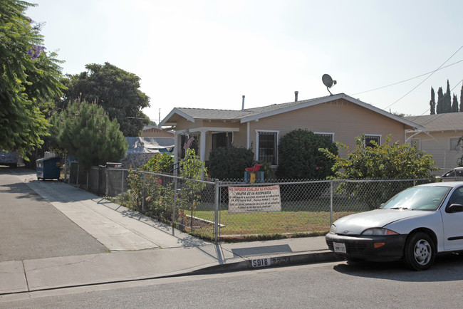 5915-5921 Otis Ave in Huntington Park, CA - Building Photo - Building Photo