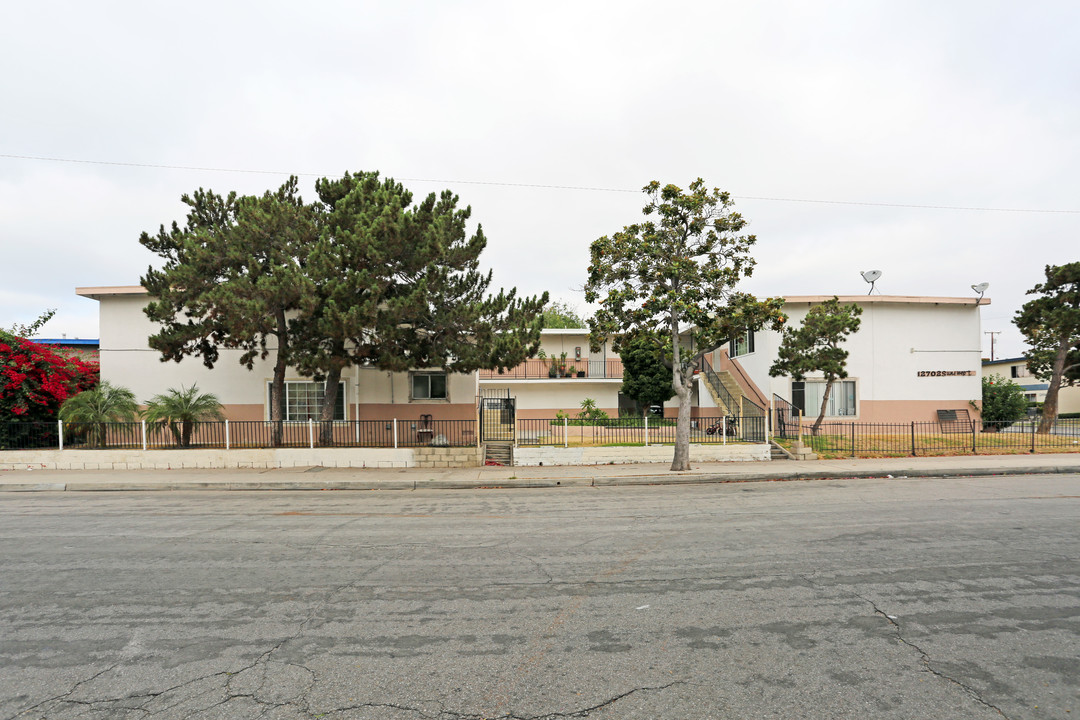 Sunswept Apartments in Garden Grove, CA - Foto de edificio