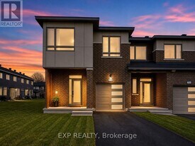 218 Ormiston Cres in Ottawa, ON - Building Photo