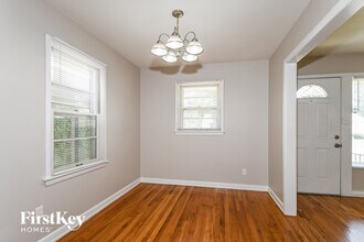 240 Maple Dr in Florissant, MO - Building Photo - Building Photo