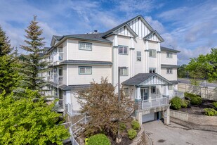 11 Somervale Vw SW in Calgary, AB - Building Photo