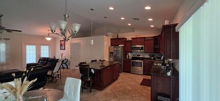 5838 NW Gillespie Ave in Port St. Lucie, FL - Building Photo - Building Photo