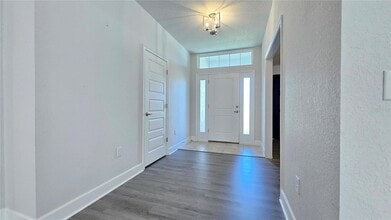 5050 SW 91st St in Ocala, FL - Foto de edificio - Building Photo