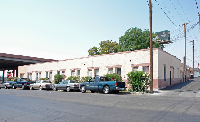 601-617 Dallas St in El Paso, TX - Building Photo - Building Photo