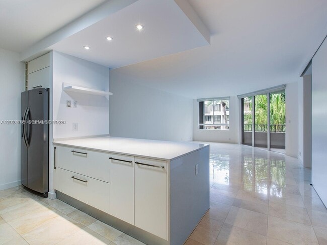 property at 121 Crandon Blvd