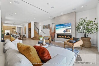 620 Huntington St in Huntington Beach, CA - Building Photo - Building Photo