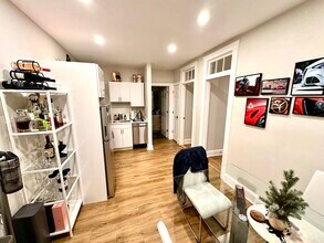 829-833-833 Beacon St in Boston, MA - Foto de edificio - Building Photo