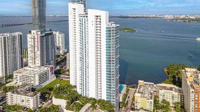 property at 2020 N Bayshore Dr