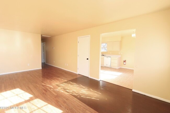 2208 Adams Ave in Toms River, NJ - Building Photo - Building Photo