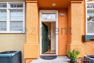 3583 Madison Common in Fremont, CA - Building Photo - Building Photo