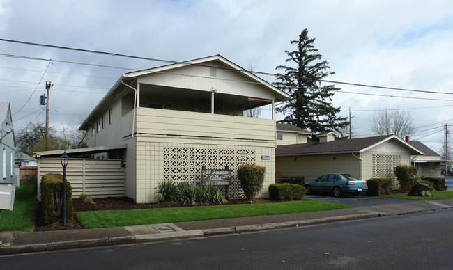 El Fiason Villa in Albany, OR - Building Photo - Building Photo