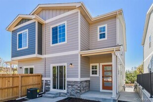 830 Promontory Rock Grv in Colorado Springs, CO - Building Photo