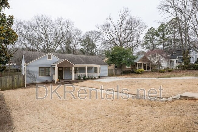 1895 Flat Shoals Rd SE in Atlanta, GA - Building Photo - Building Photo