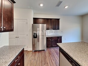 800 Headland Wy in Canton, GA - Building Photo - Building Photo