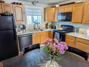 3012 N Hogan St in Spokane, WA - Building Photo - Building Photo
