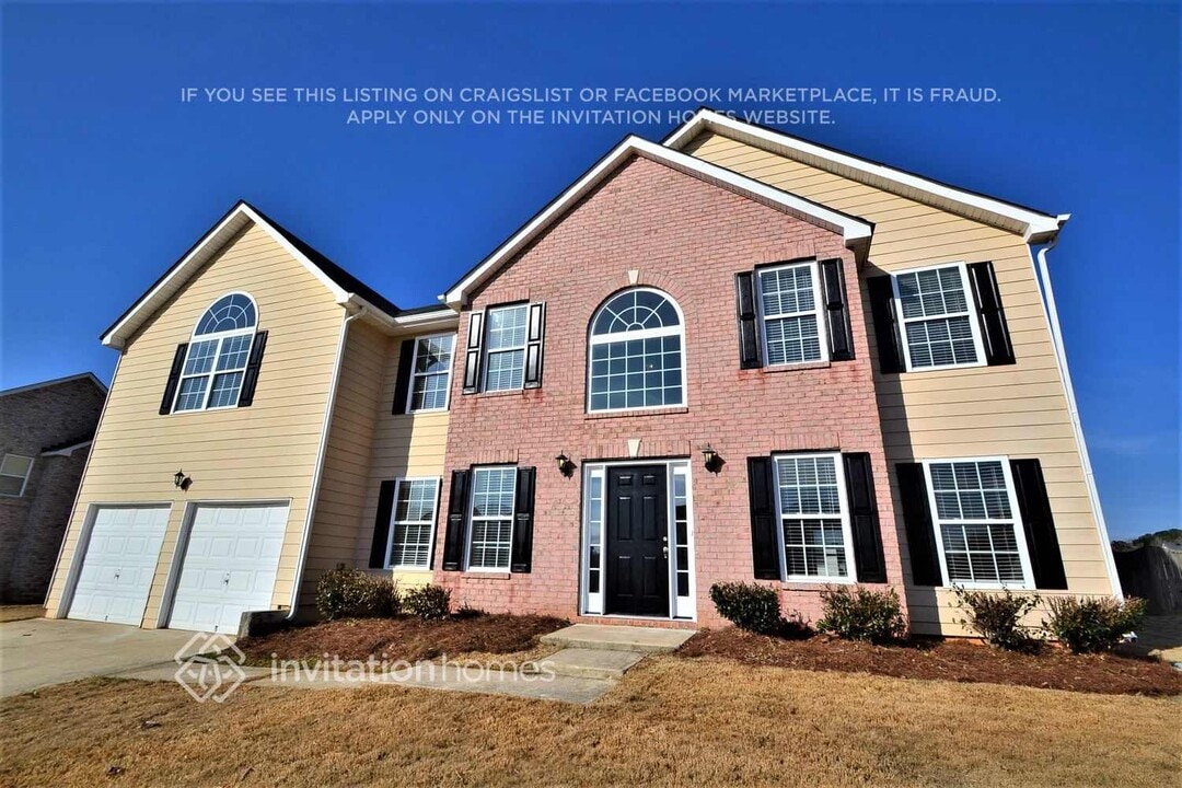 49 Fieldstone Dr in Powder Springs, GA - Building Photo