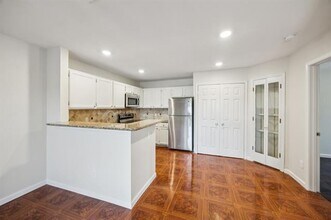 6108 Abrams Rd in Dallas, TX - Building Photo - Building Photo