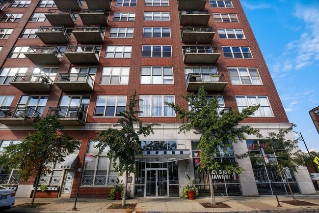 6 S Laflin St, Unit 611 in Chicago, IL - Building Photo - Building Photo