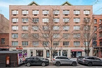 227 Mulberry St in New York, NY - Building Photo - Building Photo
