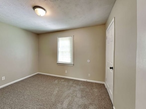 3191 Grand Central Dr in Snellville, GA - Building Photo - Building Photo
