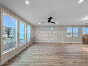 6234 N Holly Spgs Ln in Eagle, ID - Building Photo - Building Photo