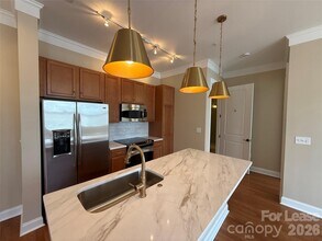 2810 Selwyn Ave in Charlotte, NC - Building Photo - Building Photo