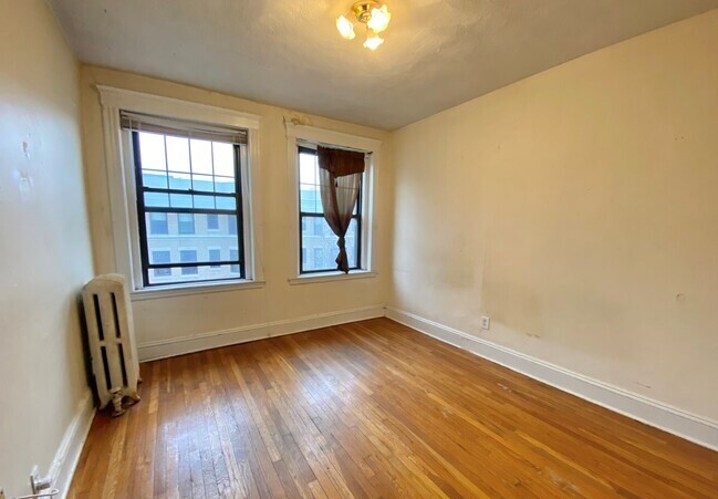 109 Saint Stephen St, Unit 3 in Boston, MA - Building Photo - Building Photo