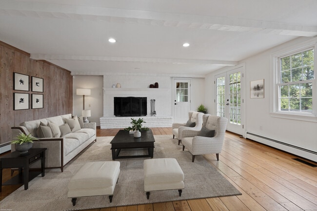 486 Deercliff Rd in Avon, CT - Building Photo - Building Photo