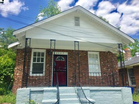2347 Stark St in Columbia, SC - Foto de edificio