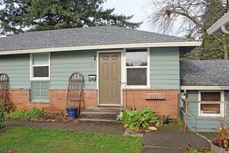 6923-6923 NE Prescott St in Portland, OR - Building Photo - Building Photo