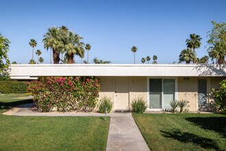 Villa Riviera in Palm Springs, CA - Foto de edificio - Building Photo