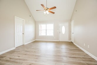 7017 Steen Blvd in Smyrna, TN - Building Photo - Building Photo