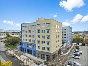 Sango Court in Milpitas, CA - Building Photo - Building Photo