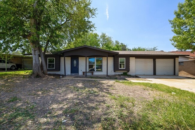 4218 Mabuni Dr in San Antonio, TX - Building Photo - Building Photo