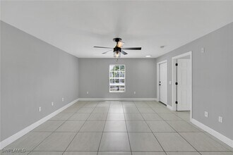1755 Four Mile Cove Pkwy in Cape Coral, FL - Building Photo - Building Photo