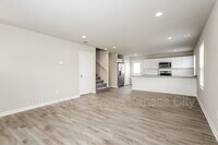 108 Burlington Dr photo'