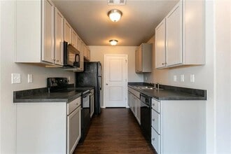 1743 E Central St in Siloam Springs, AR - Building Photo - Building Photo