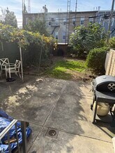 19 Russell St, Unit 1 in Brooklyn, NY - Building Photo - Building Photo