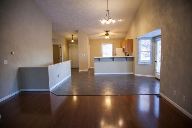 property at 33 Old Orchard Ln