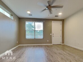 7805 Cooper Ln in Austin, TX - Building Photo - Building Photo